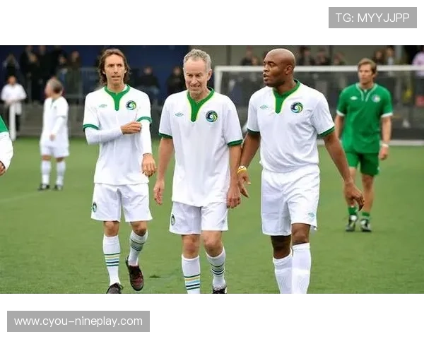 纳什曾是足球少年梦想成真 退役后重返绿茵场的故事